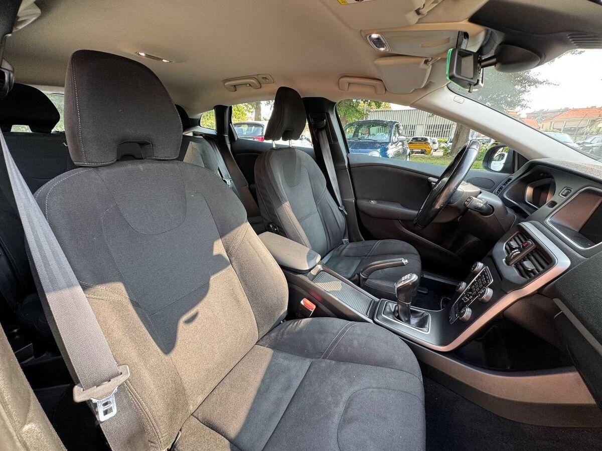 Volvo V40 1.6 d2 Momentum