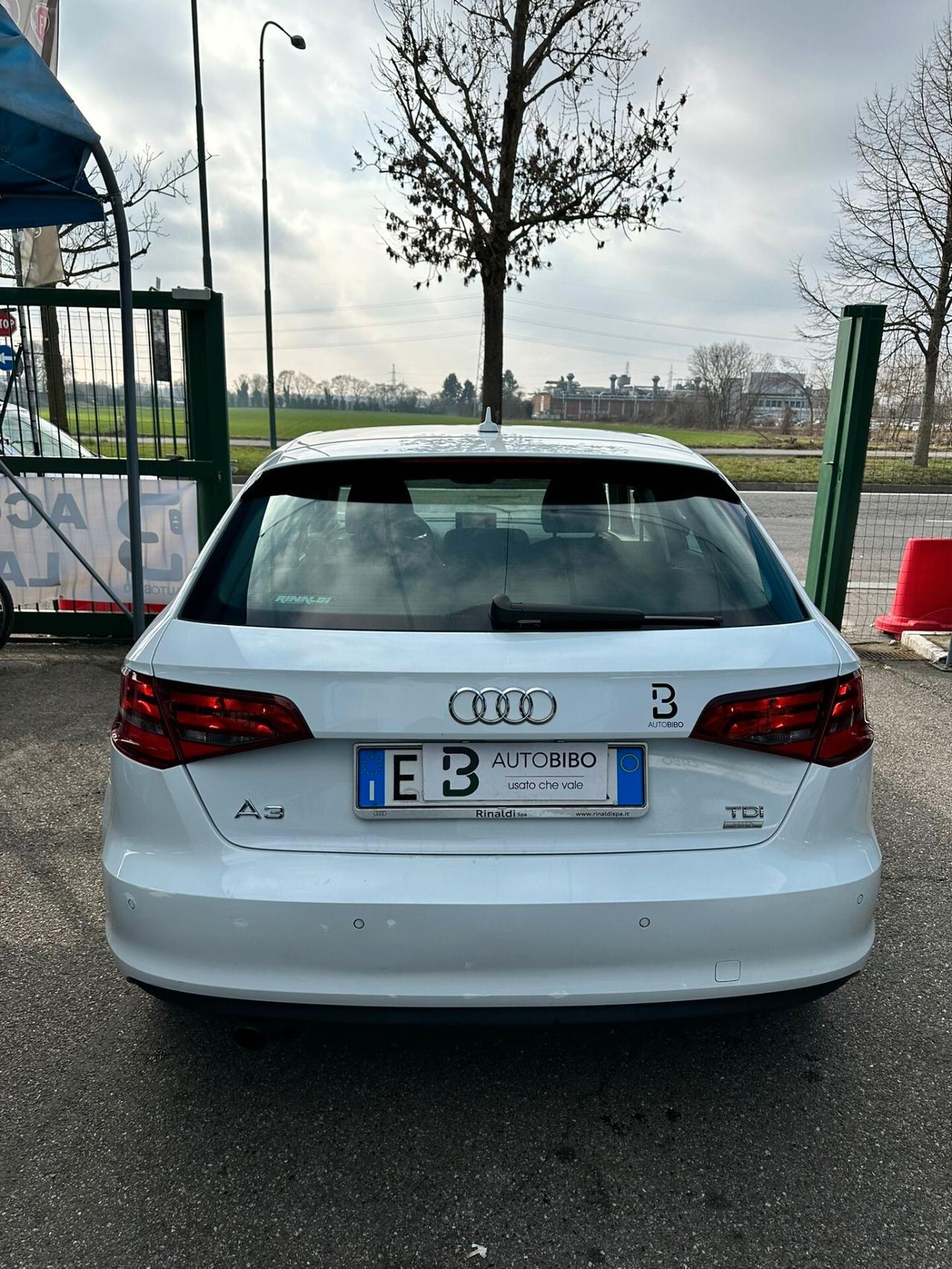 Audi A3 SPB 1.6 TDI clean diesel Ambition