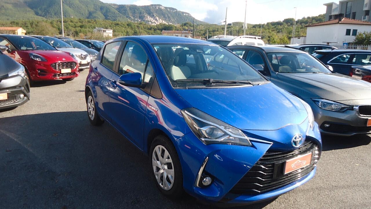 Toyota Yaris 1.5 Hybrid 5 porte Business 73cv