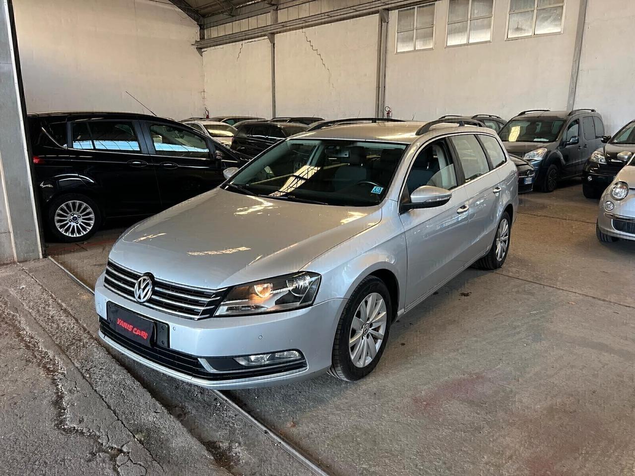 Volkswagen Passat 2.0 TDI Comfortline BlueM. Tech.-2011