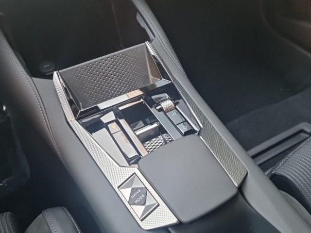 DS AUTOMOBILES N°4 DS N°4 E-Tense 215 Étoile Alcantara