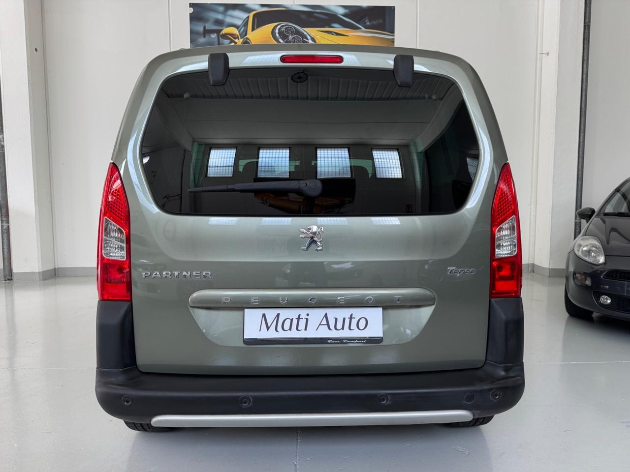 Peugeot Partner Tepee 1.6 HDi 92CV Outdoor