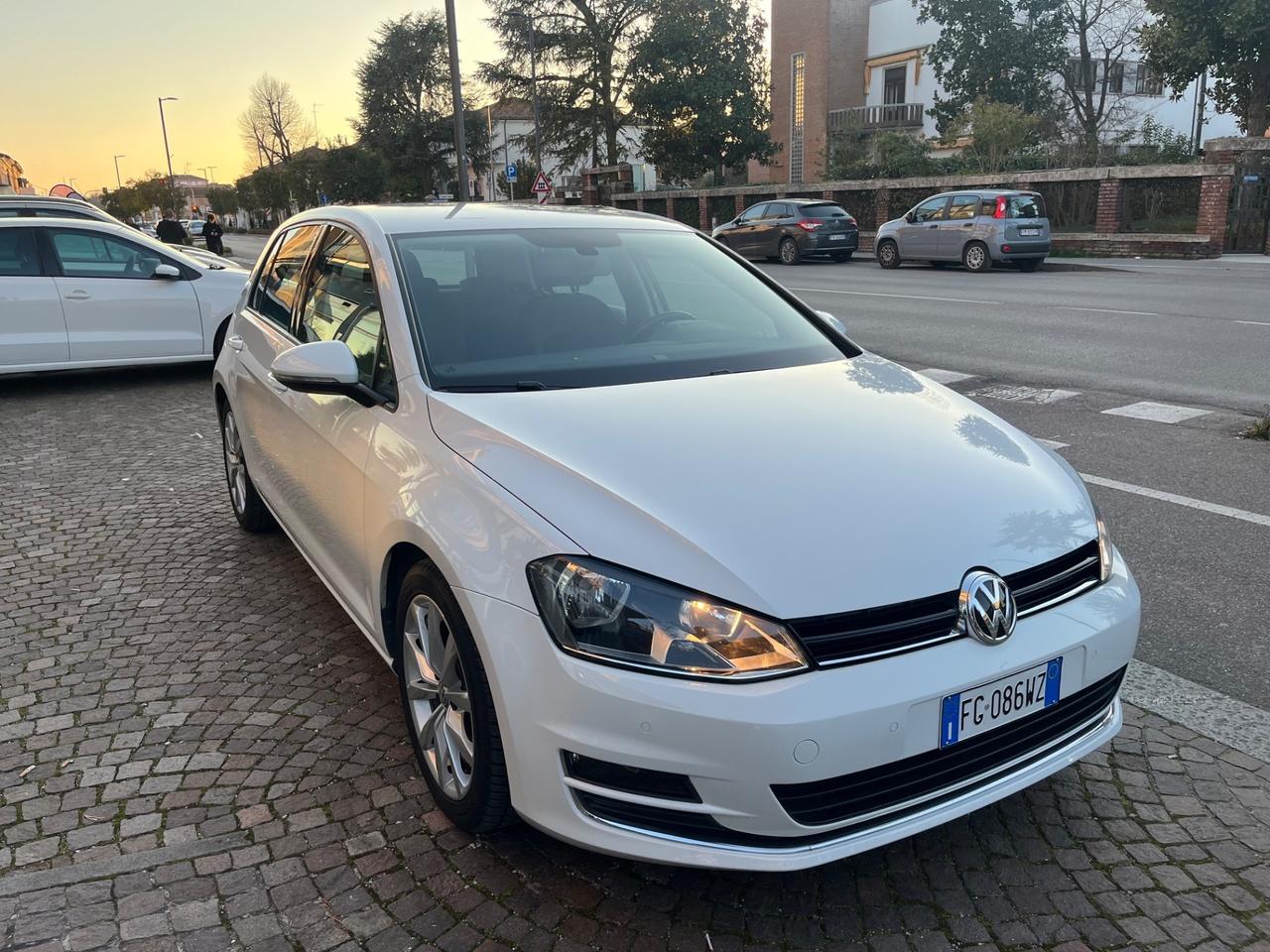 Volkswagen Golf 1.4 TSI 125 CV 5p. Highline BlueMotion Technology