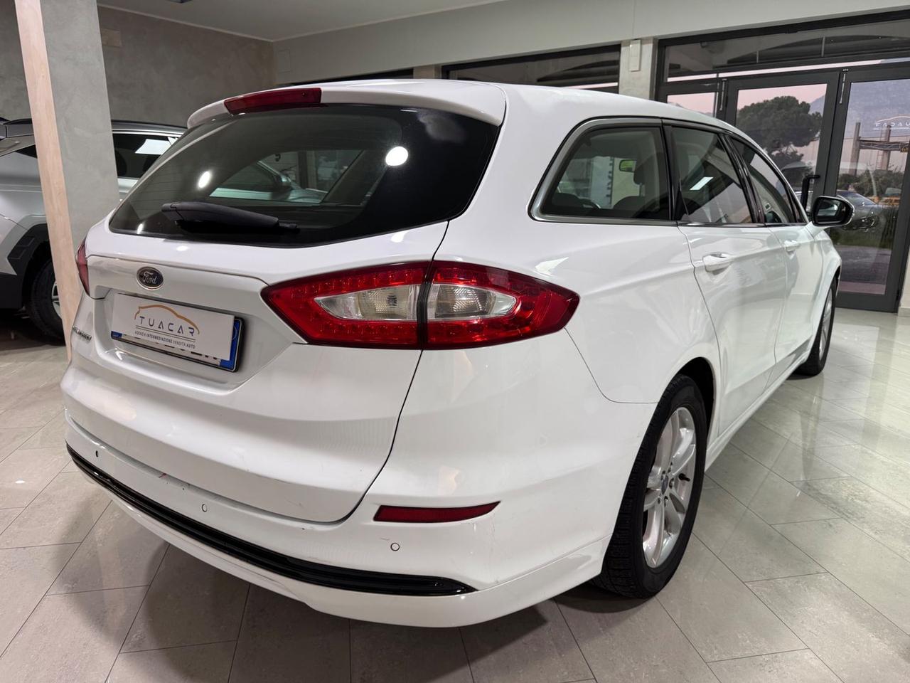 Ford Mondeo titanium 2.0 TDCi