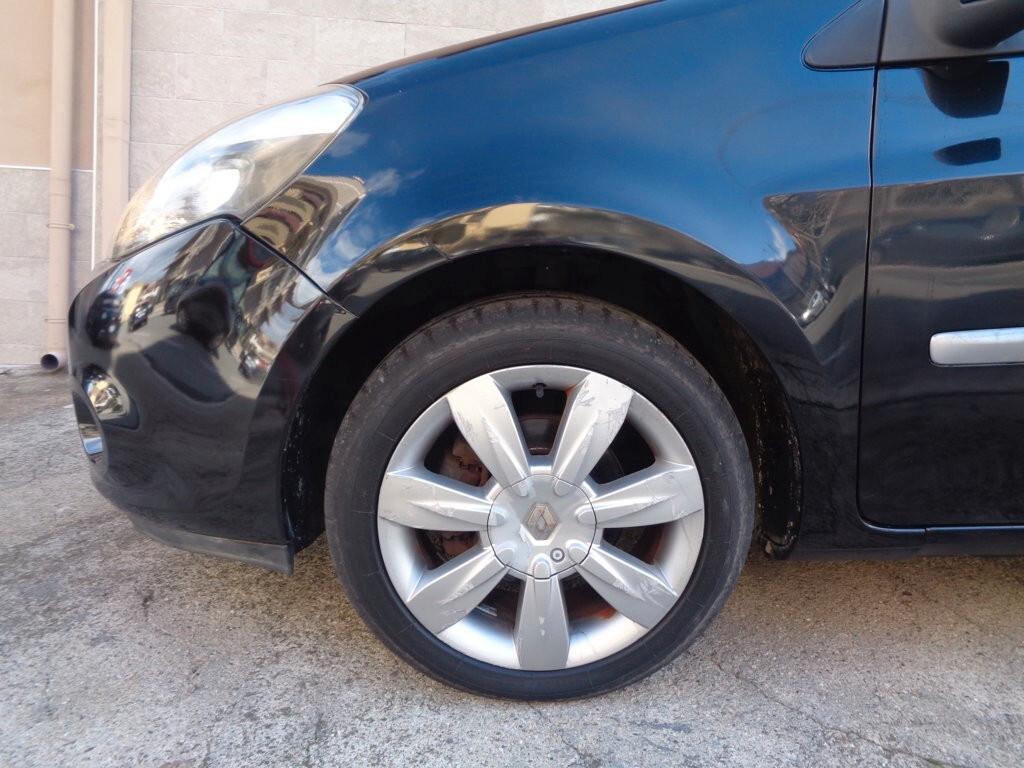 Renault Clio 1.2 75CV 5 Porte Live (Neopatentati)