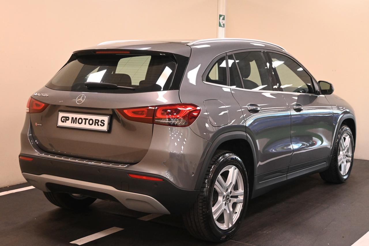 MERCEDES GLA (H247) GLA 250 e hybrid E...