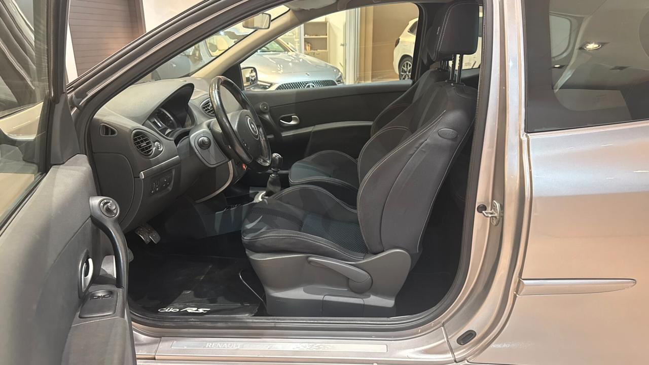 Renault Clio 2.0 200CV 3 porte RS F1 Team - 2007