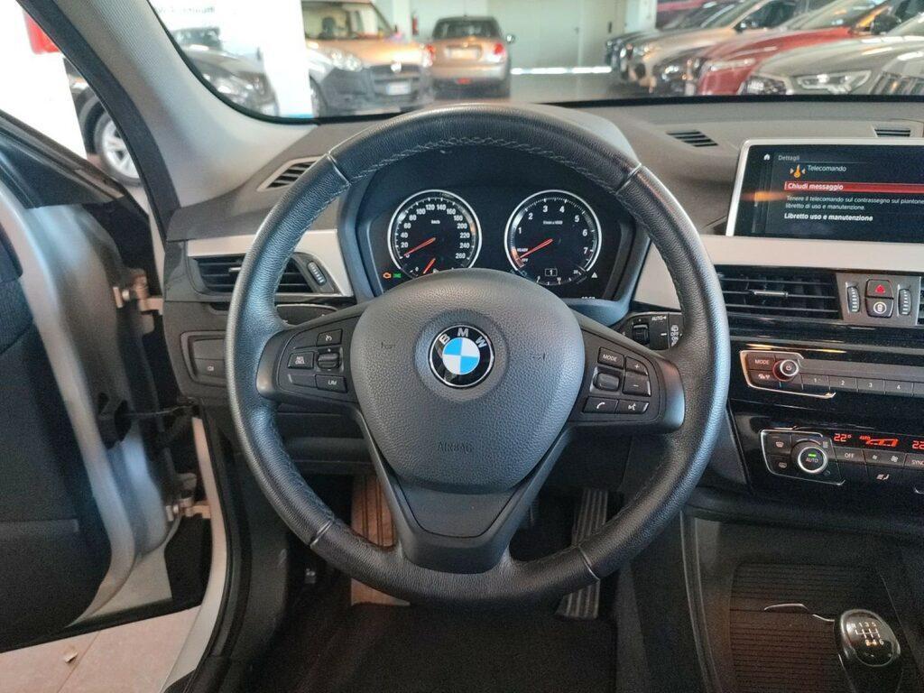 BMW X1 18 i Advantage sDrive