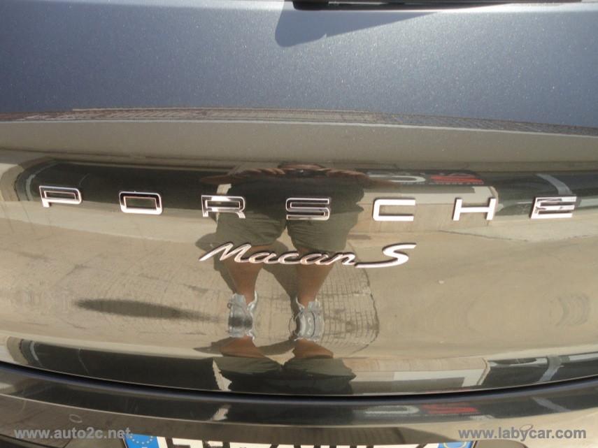 PORSCHE Macan 3.0 S