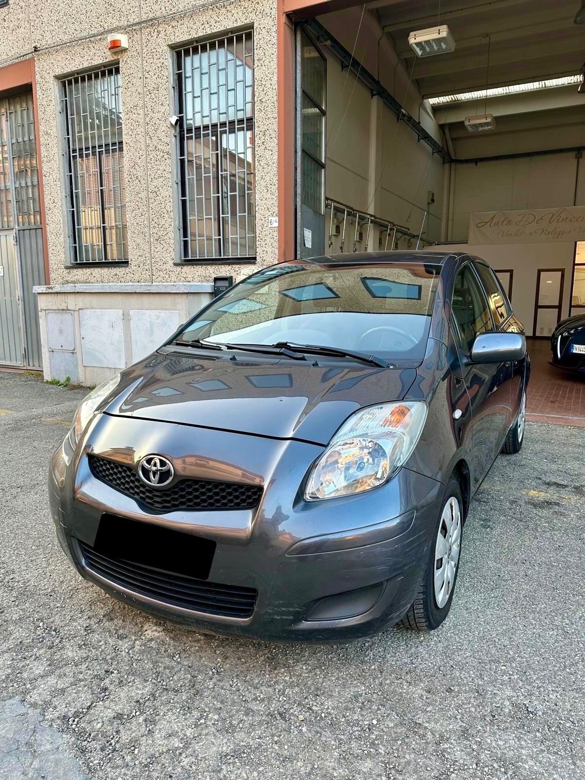 Toyota Yaris 1.3 5 porte Sol