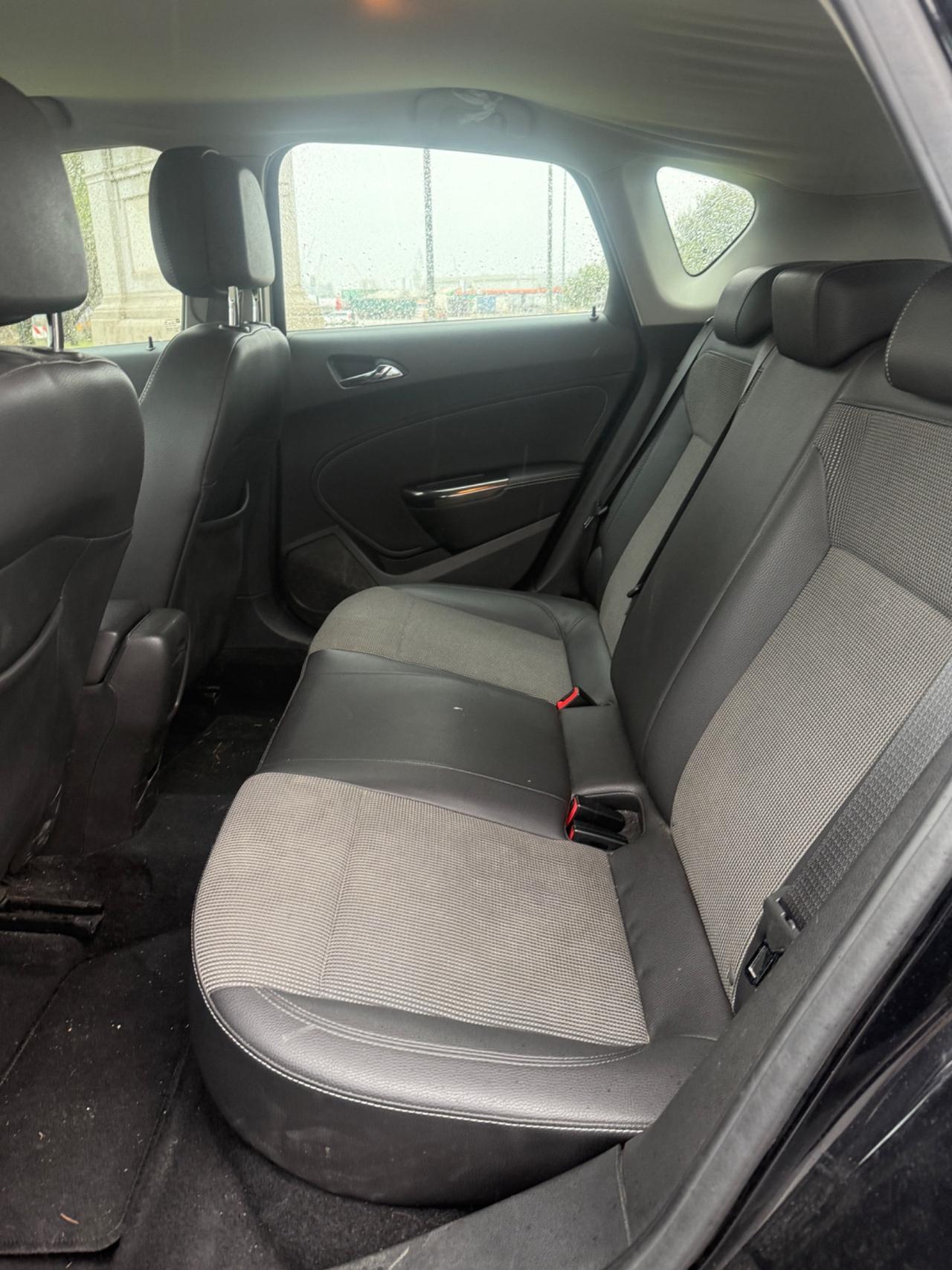 Opel Astra 1.4 16V Twinport 5 porte Enjoy