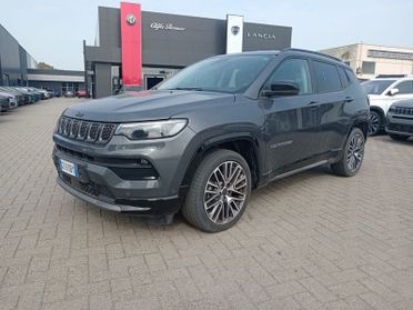 Jeep Compass e-Hybrid 1.5 Turbo MHEV T4 96kW Summit DDCT