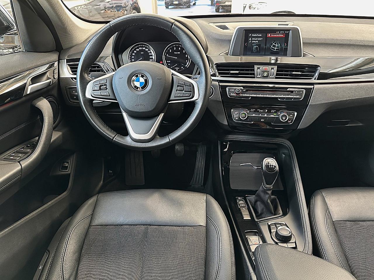 BMW X1 sdrive18i xLine 140cv