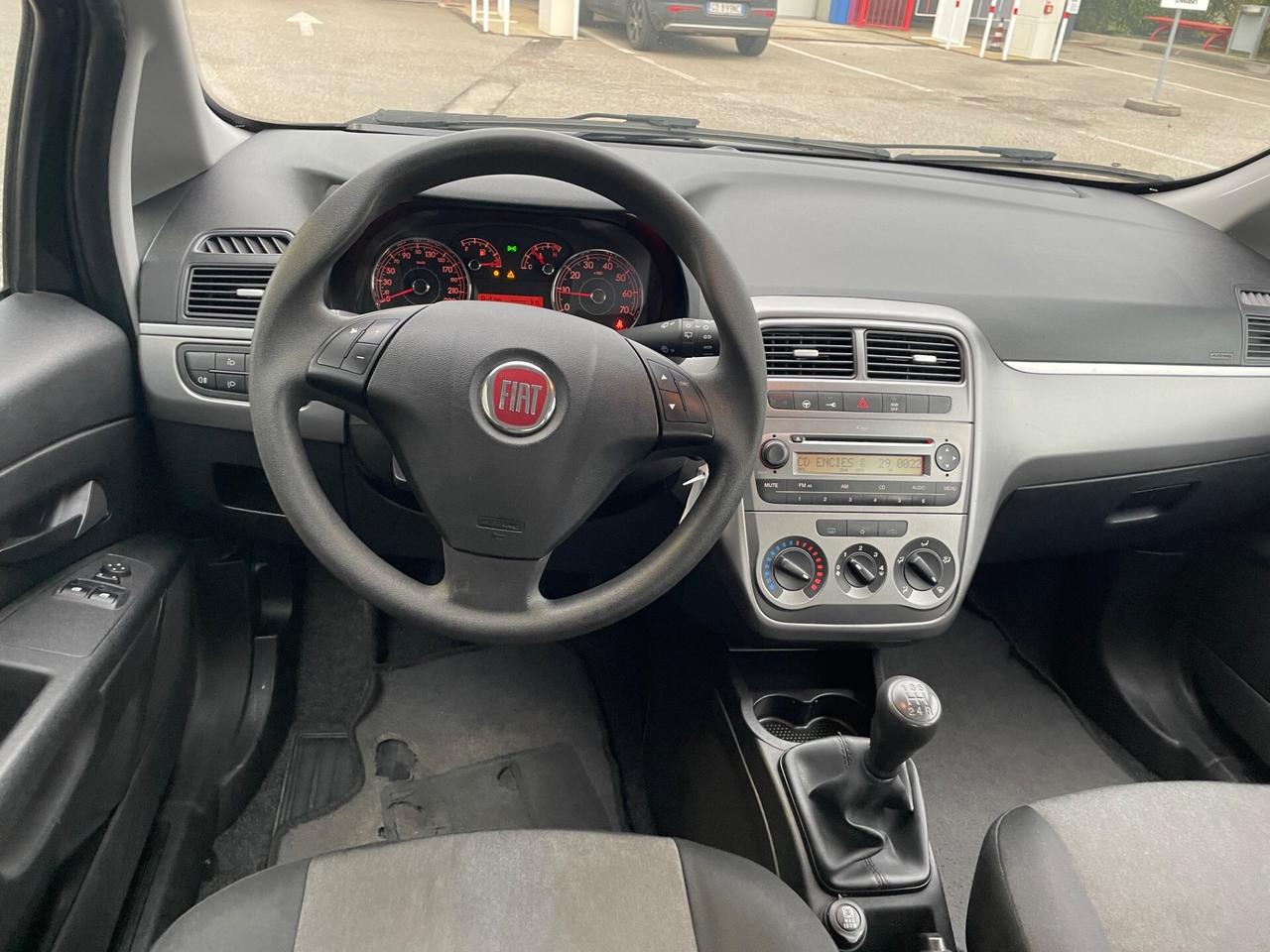 Fiat Punto 1.3 MJT anno 2014 ok per neo patentati