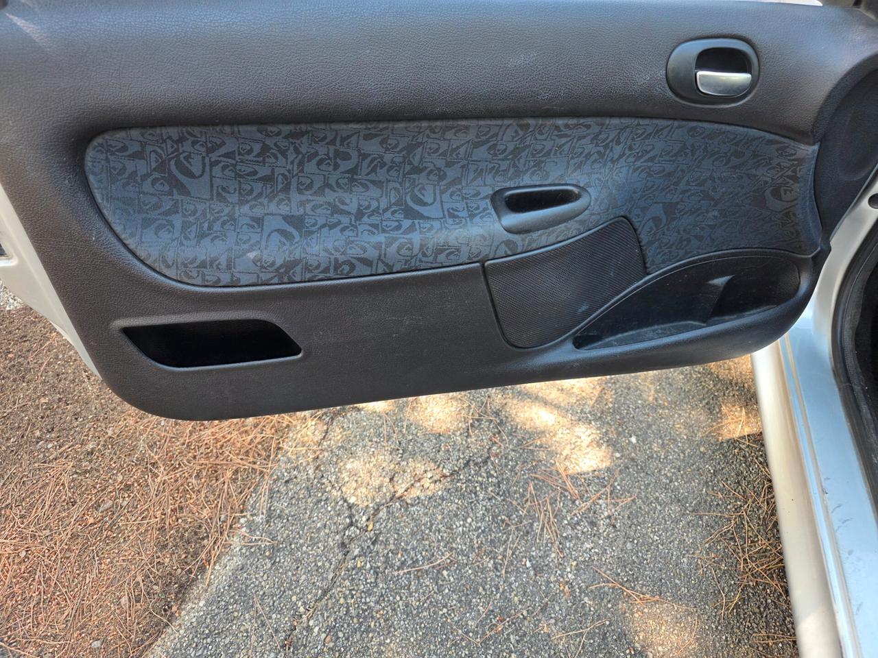 Peugeot 206 1.4 3p. Geosat