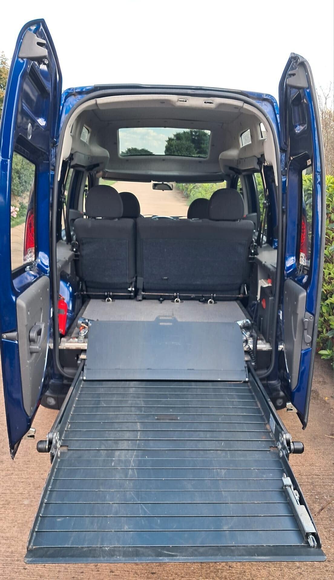 Fiat Doblo 1.4 bz POCHI KM TETTO ALTO TRASPORTO DISABILI