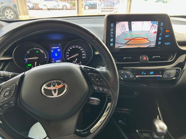TOYOTA C-HR 1.8 Hybrid E-CVT Trend
