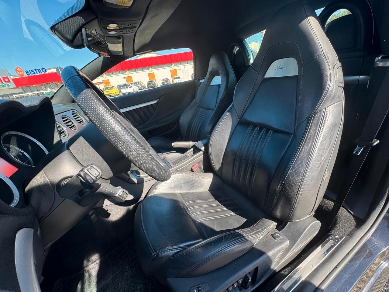 Alfa Romeo Spider 1750 TBi