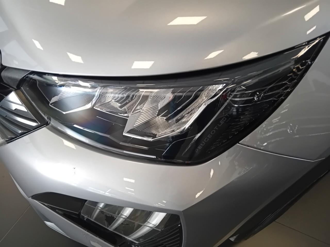 Peugeot 2008 PureTech 100 S&S Allure