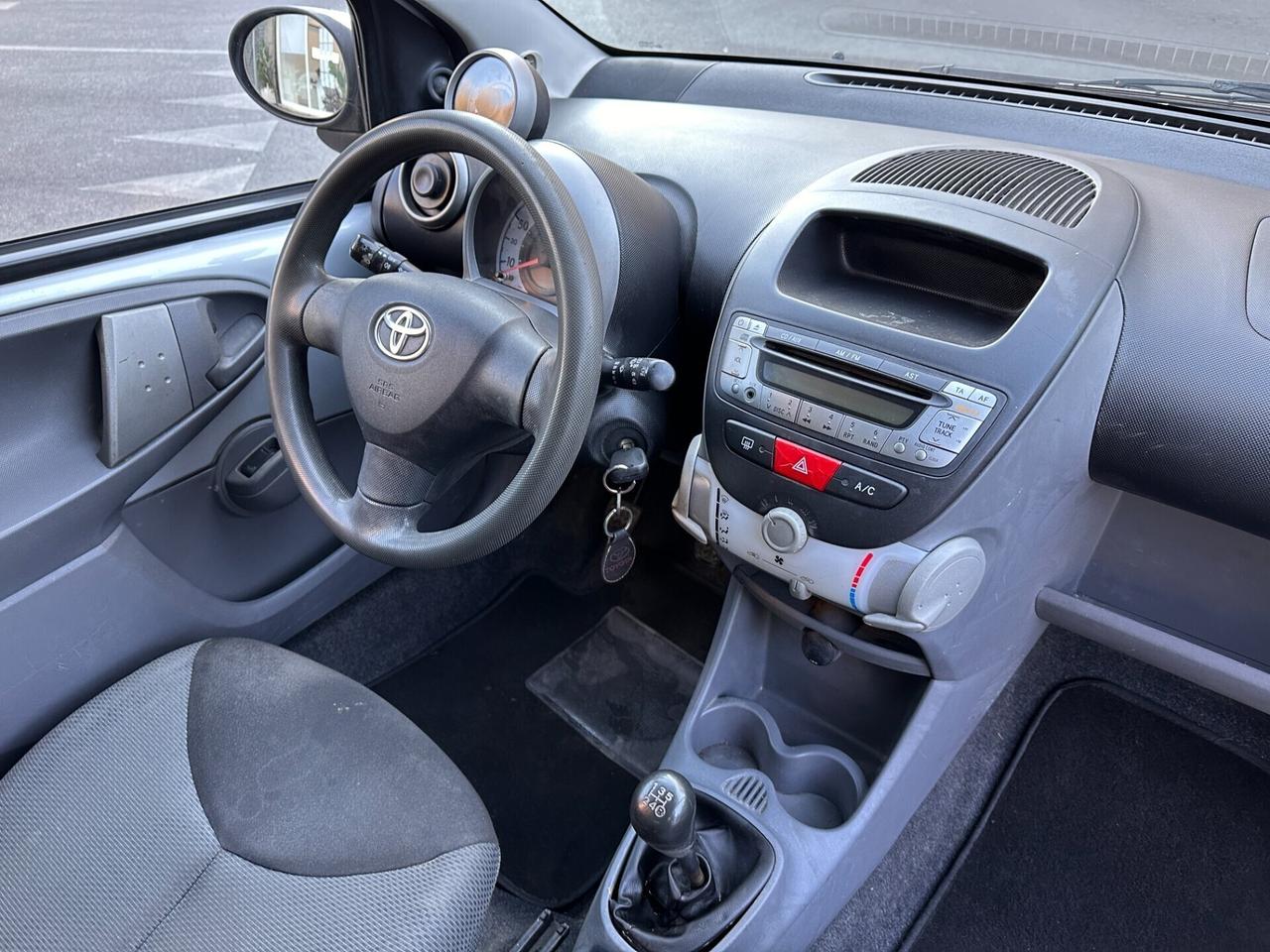 Toyota Aygo 1.0 5p 68cv E4 TAGLIANDATA