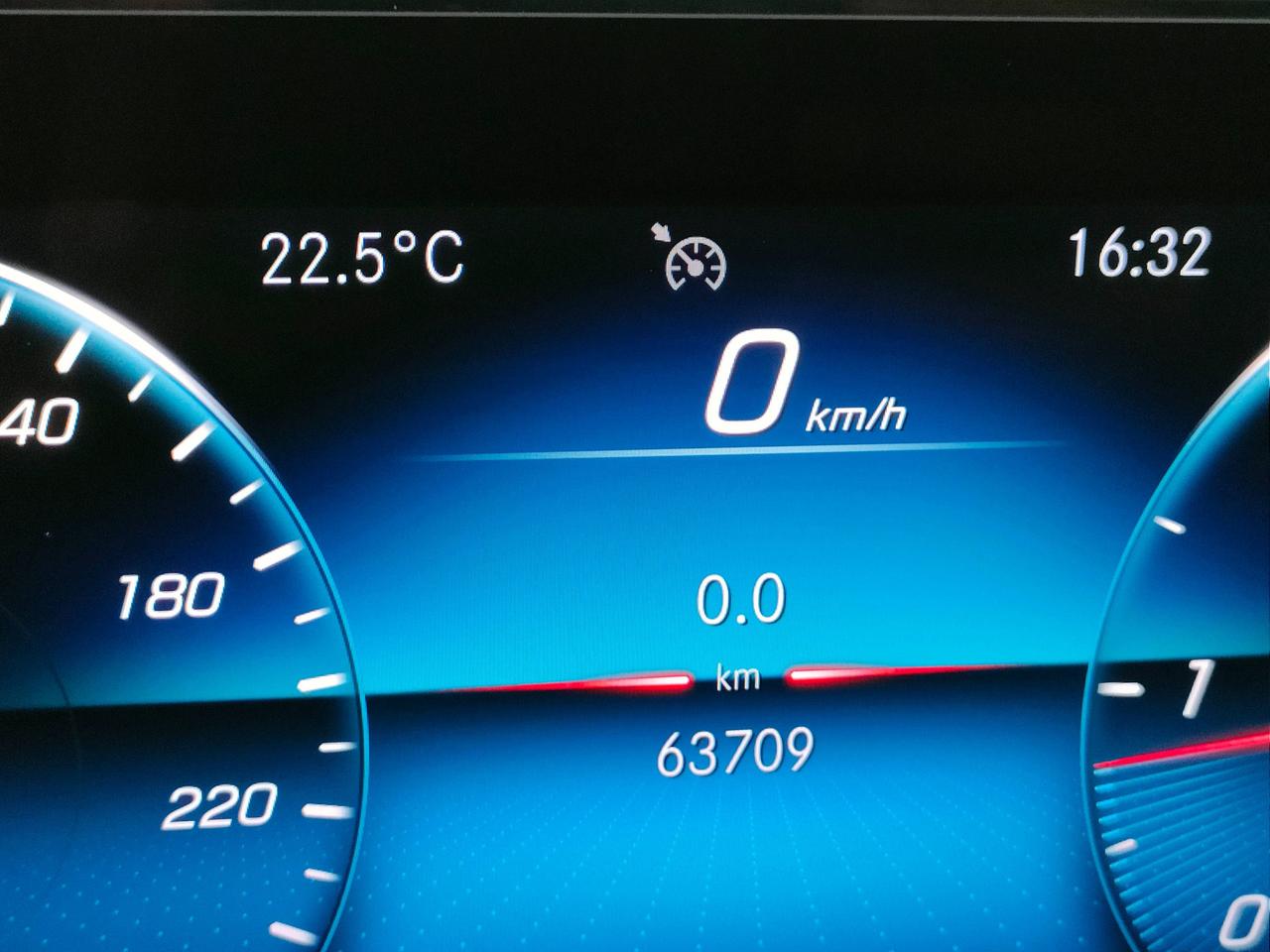 Mercedes-Benz GLB - X247 2019 - GLB 200 d Sport Plus auto