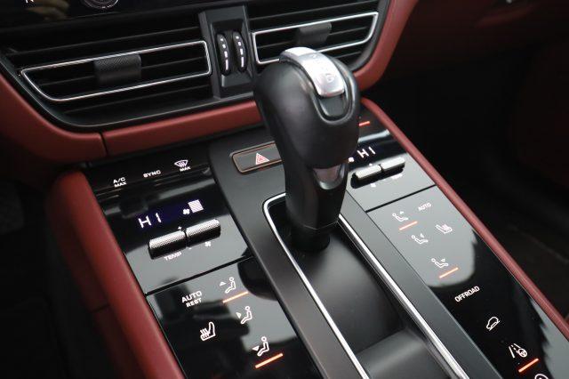 PORSCHE Macan Macan 2.0 T