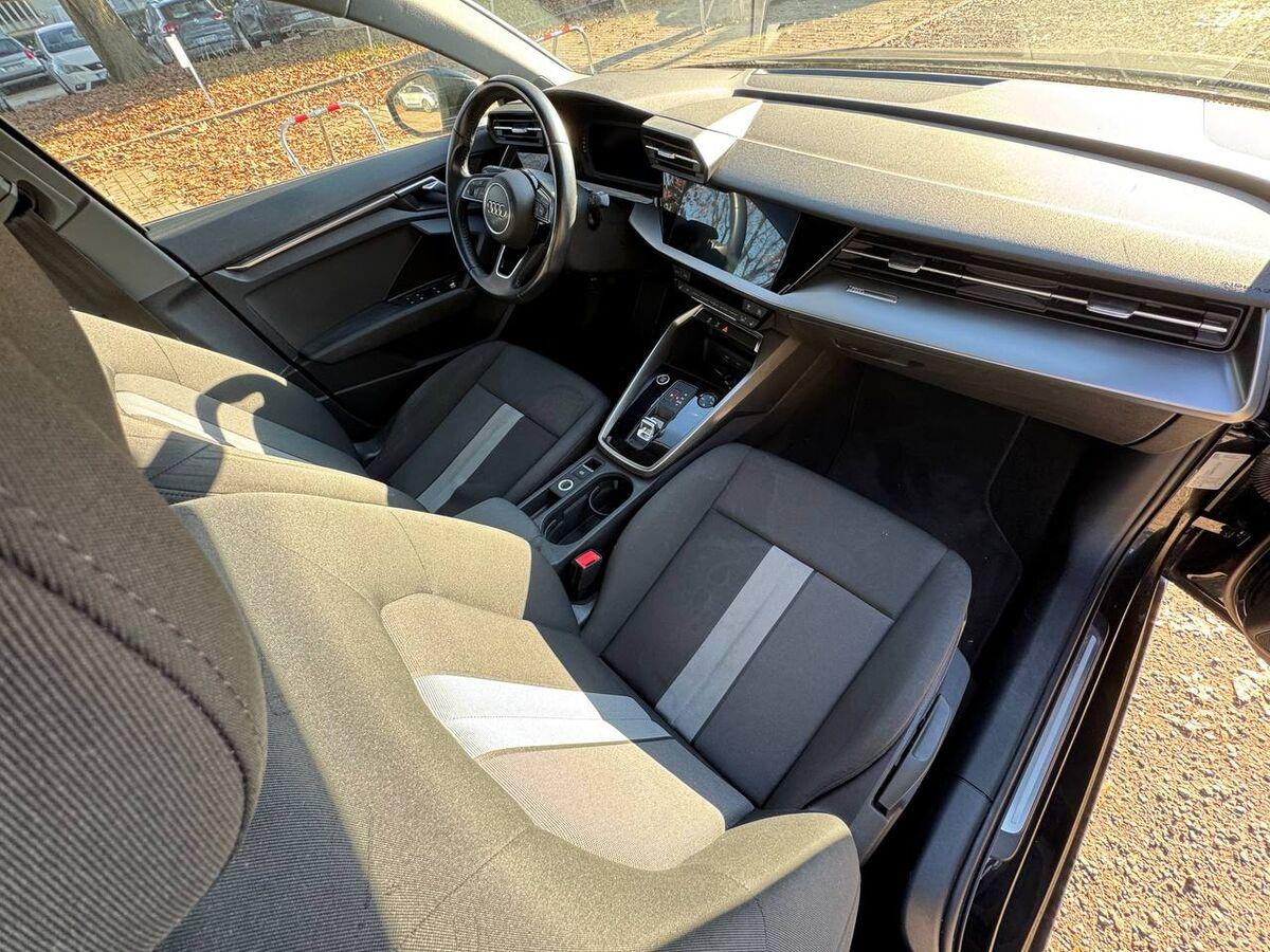 Audi A3 35 2.0 tdi Business s-tronic