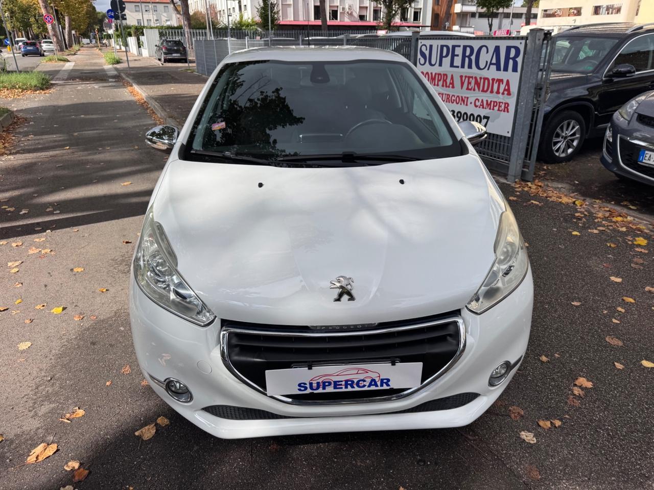 Peugeot 208 1.2 5P NEOPATEN GARANZIA 12 MESI
