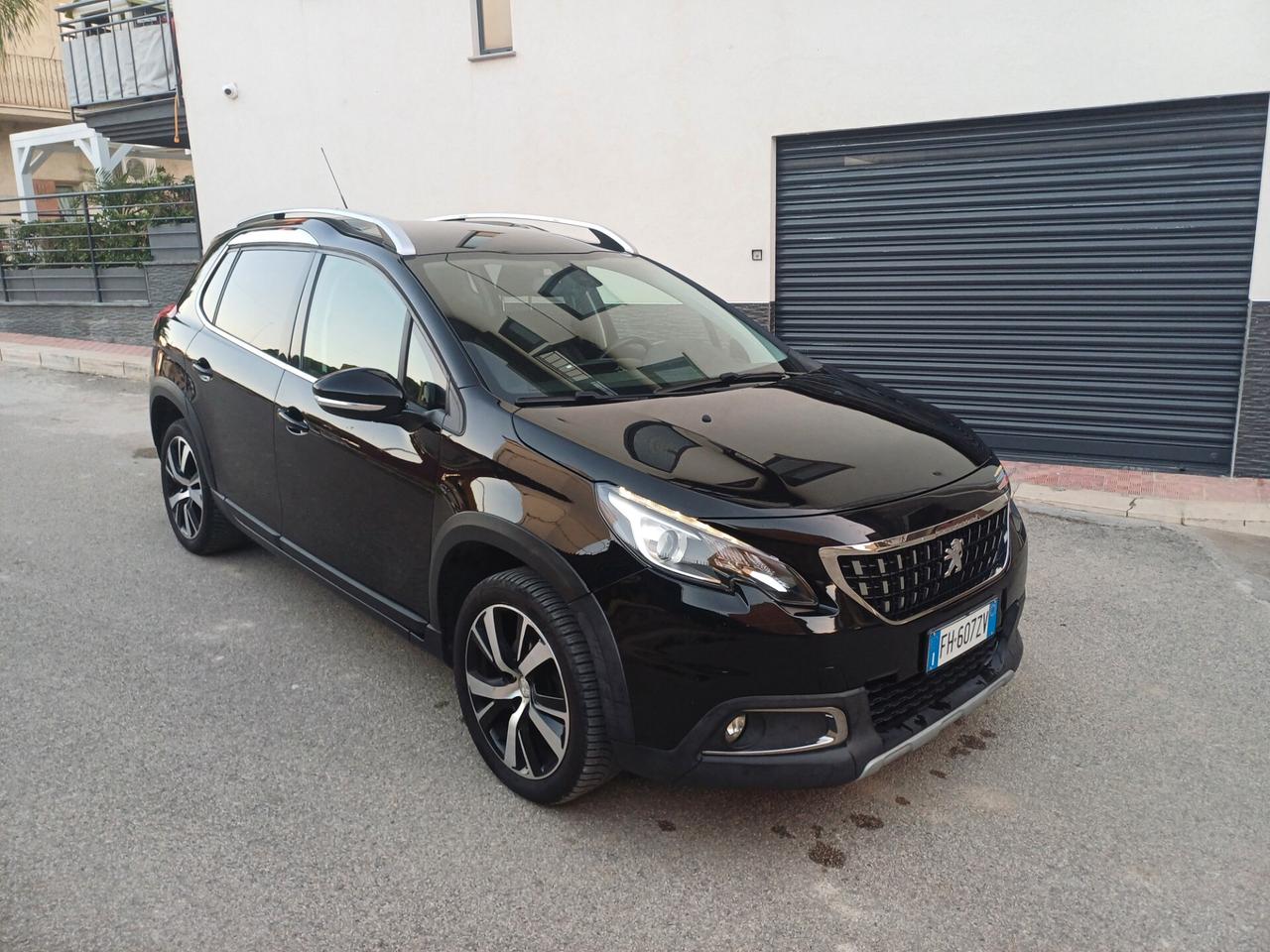 Peugeot 2008 BlueHDi 120 S&S Allure