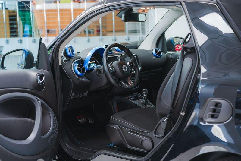 smart fortwo EQ FORTWO CABRIO BRABUS