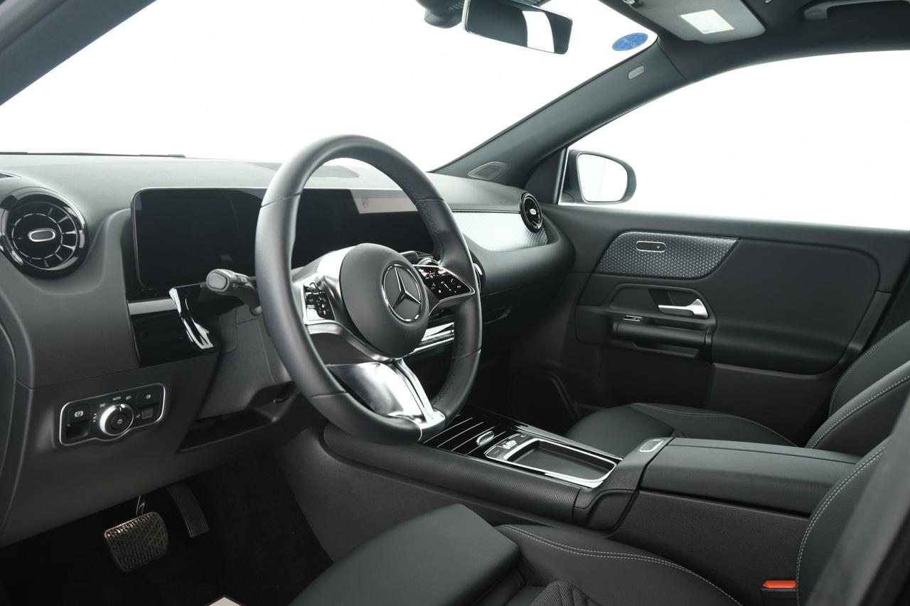 Mercedes-Benz GLA 180 d Advanced auto NEOPATENTATI+CAMERA+LED