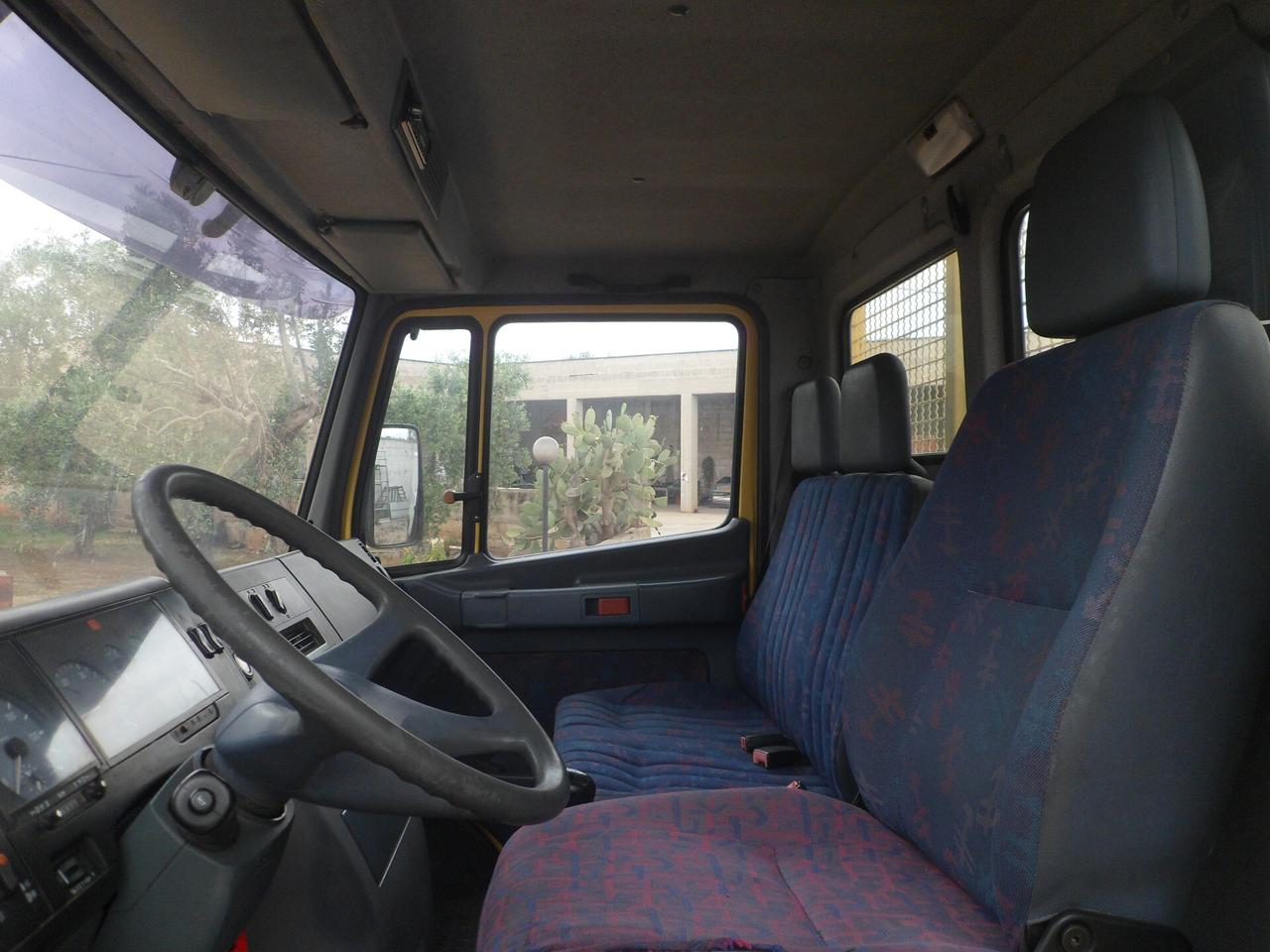 Mercedes-benz Vario 612d cassone fisso