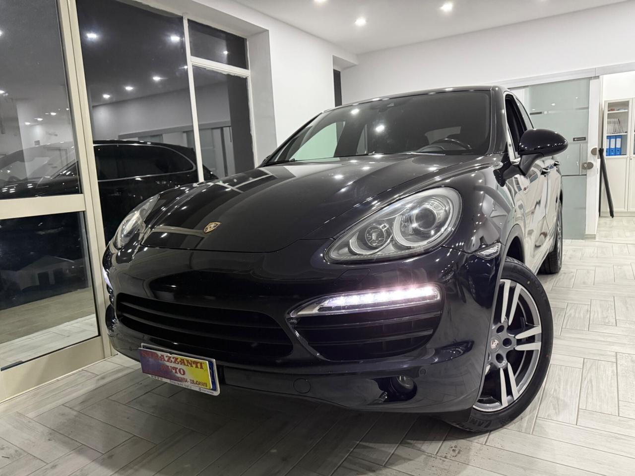 Porsche Cayenne 3.0D245cv PLATINUM ED. DA VETRINA2014