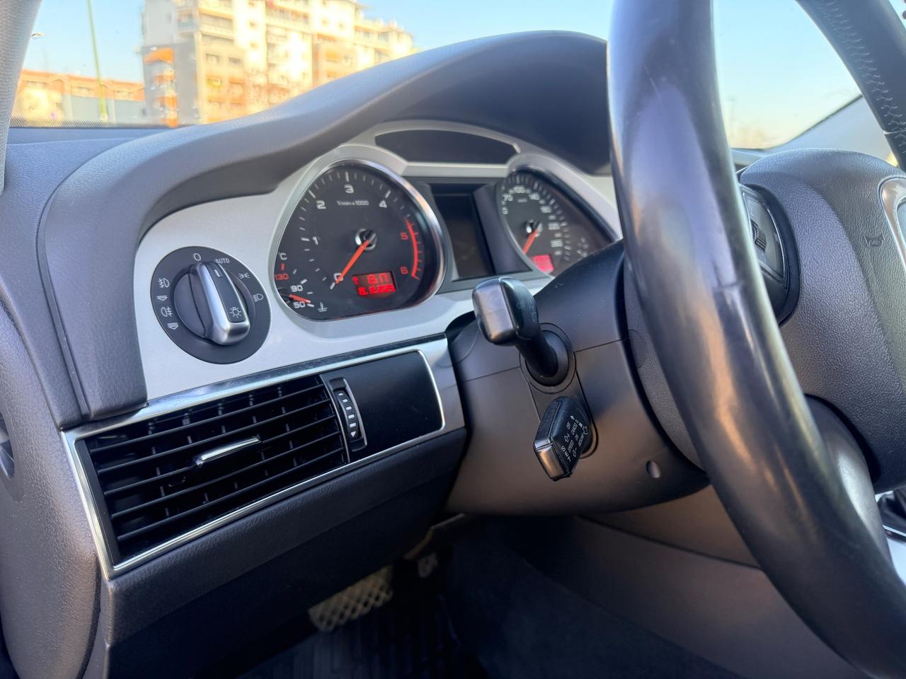 Audi A6 Avant 2.7 V6 TDI 190 CV 4x4 TipTronic