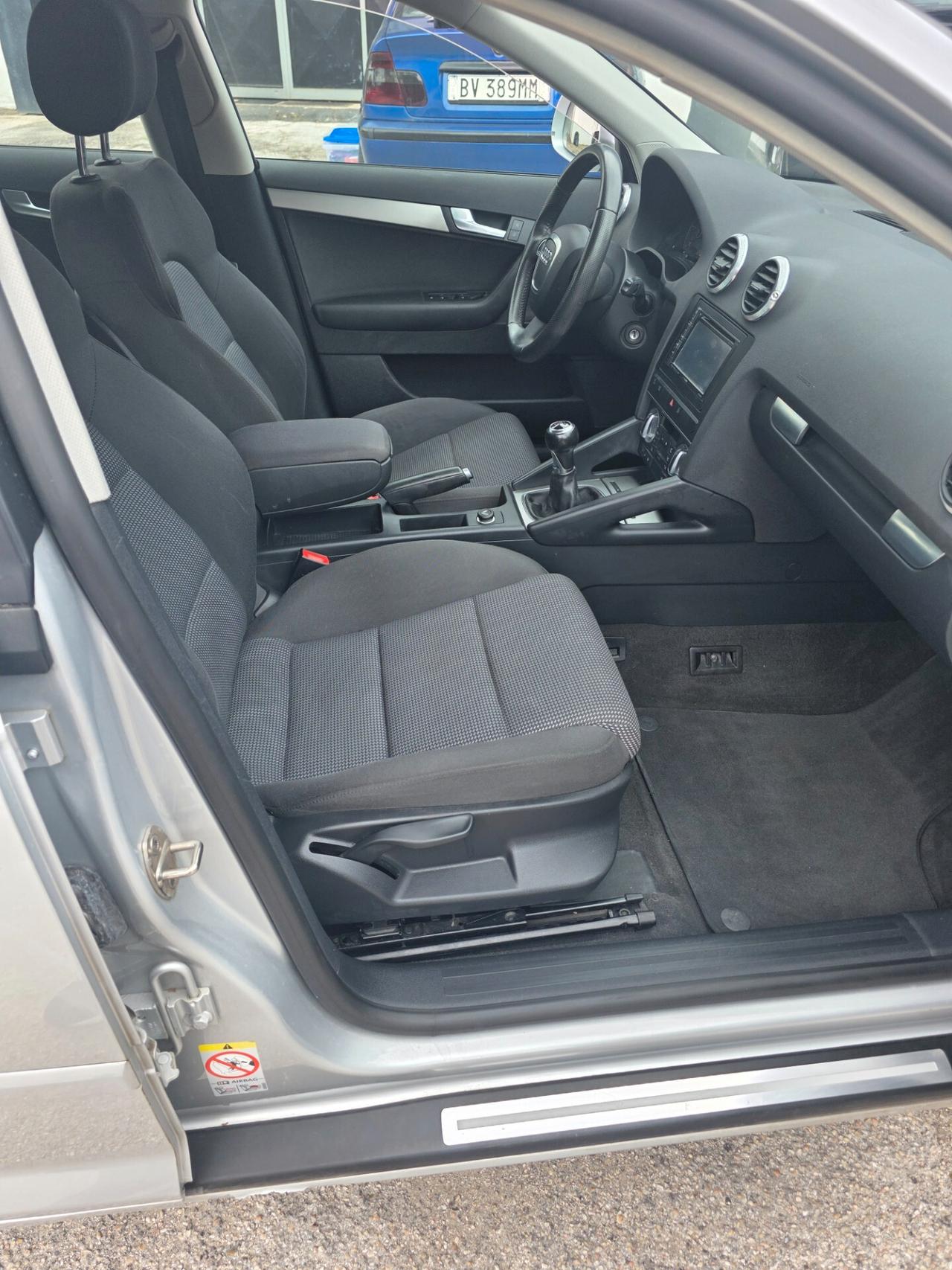 Audi A3 Neo patentati 74000" km