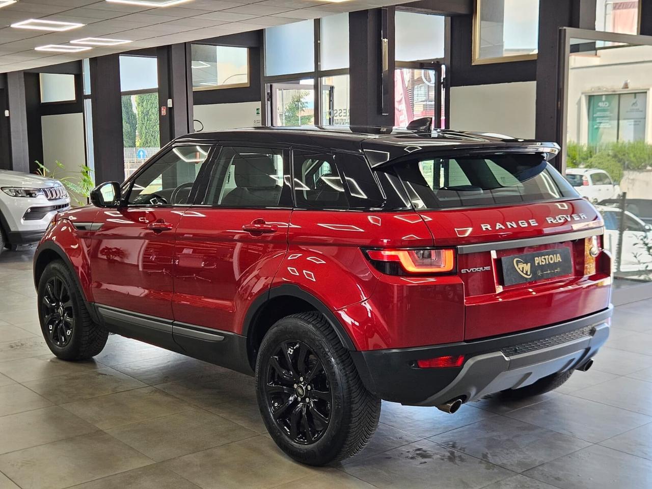 Land Rover Range Evoque 2.0 TD4 150 CV Business Edition Pure