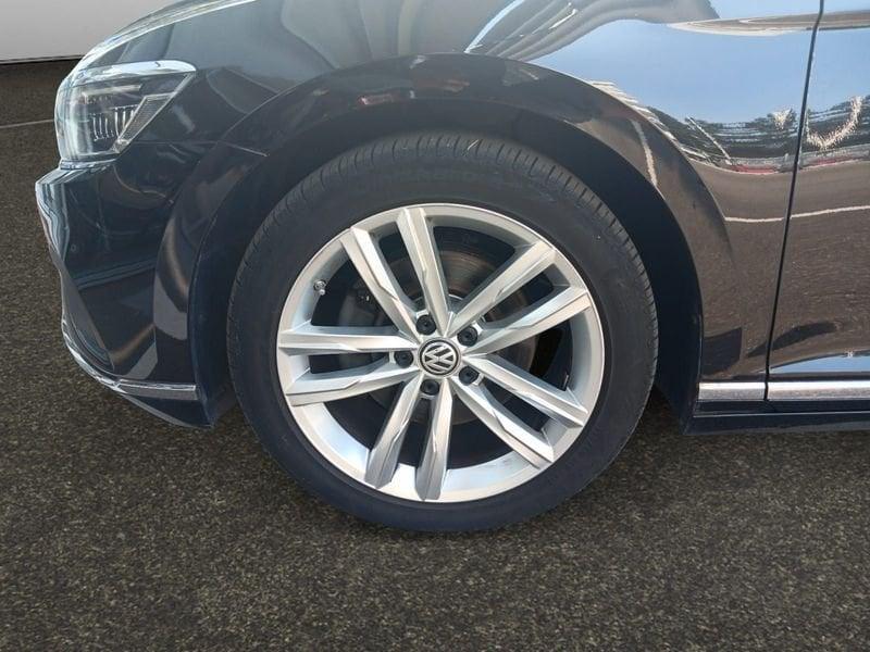 Volkswagen Passat Variant 2.0 TDI 190 CV SCR DSG Executive BMT