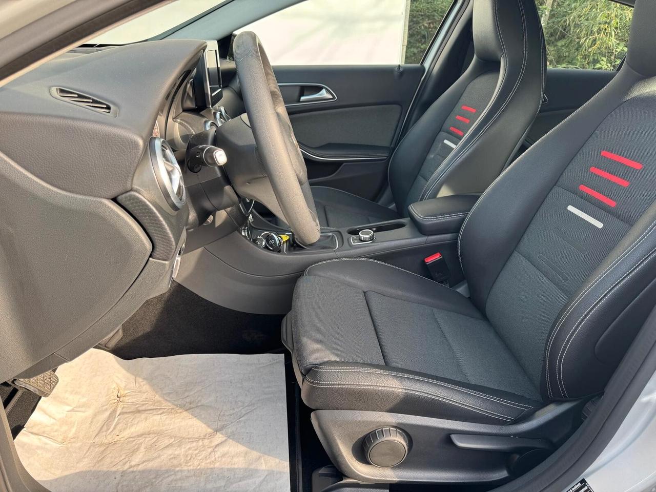 Mercedes-benz A 180 d Premium