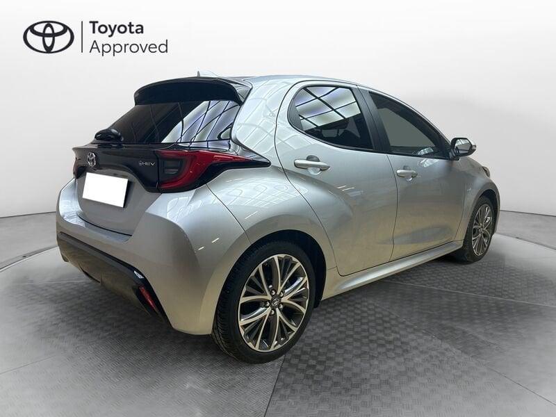 Toyota Yaris 1.5h 130 Lounge