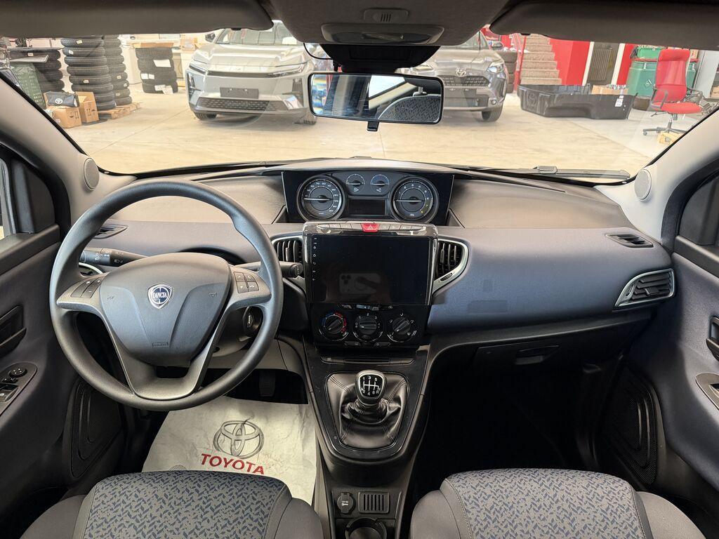 Lancia Ypsilon 5 Porte 1.0 FireFly Hybrid Silver