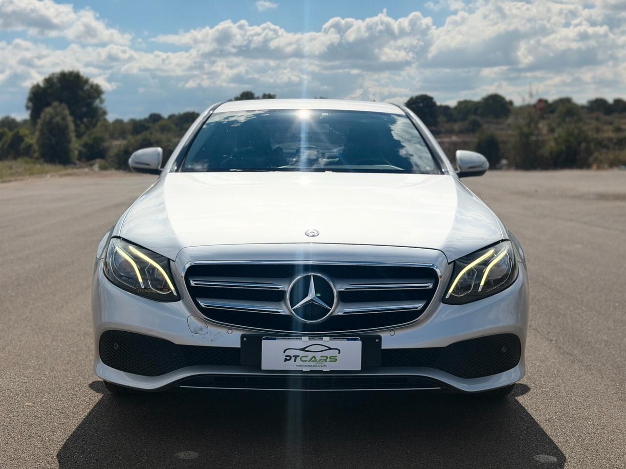 Mercedes-benz E 220d 194cv Executive Led*Pelle*Navi