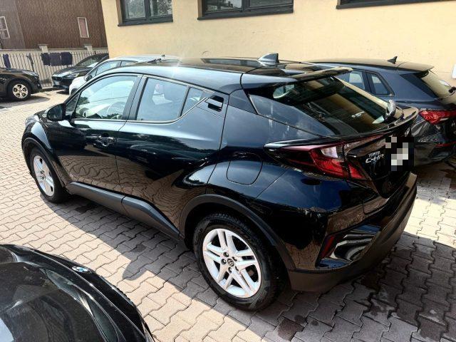TOYOTA C-HR 1.8 Hybrid E-CVT Active