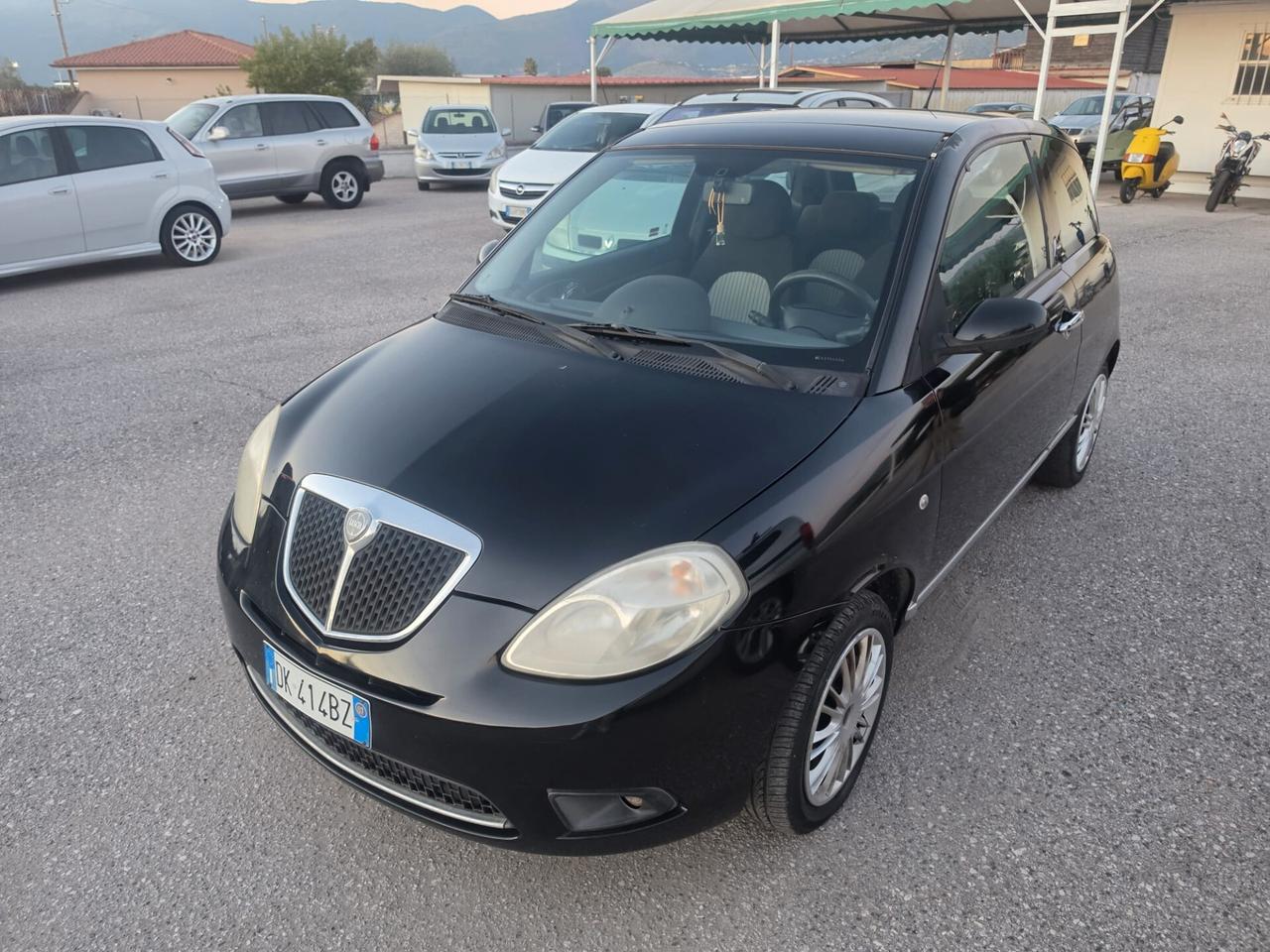Lancia Ypsilon Moda milano