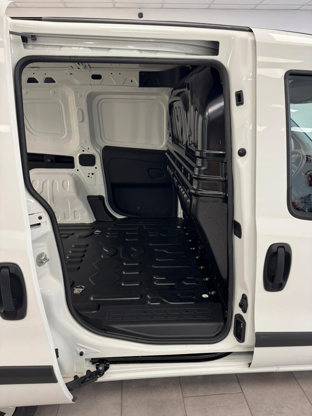 FIAT DOBLO 1.6 MJT LOUNGE