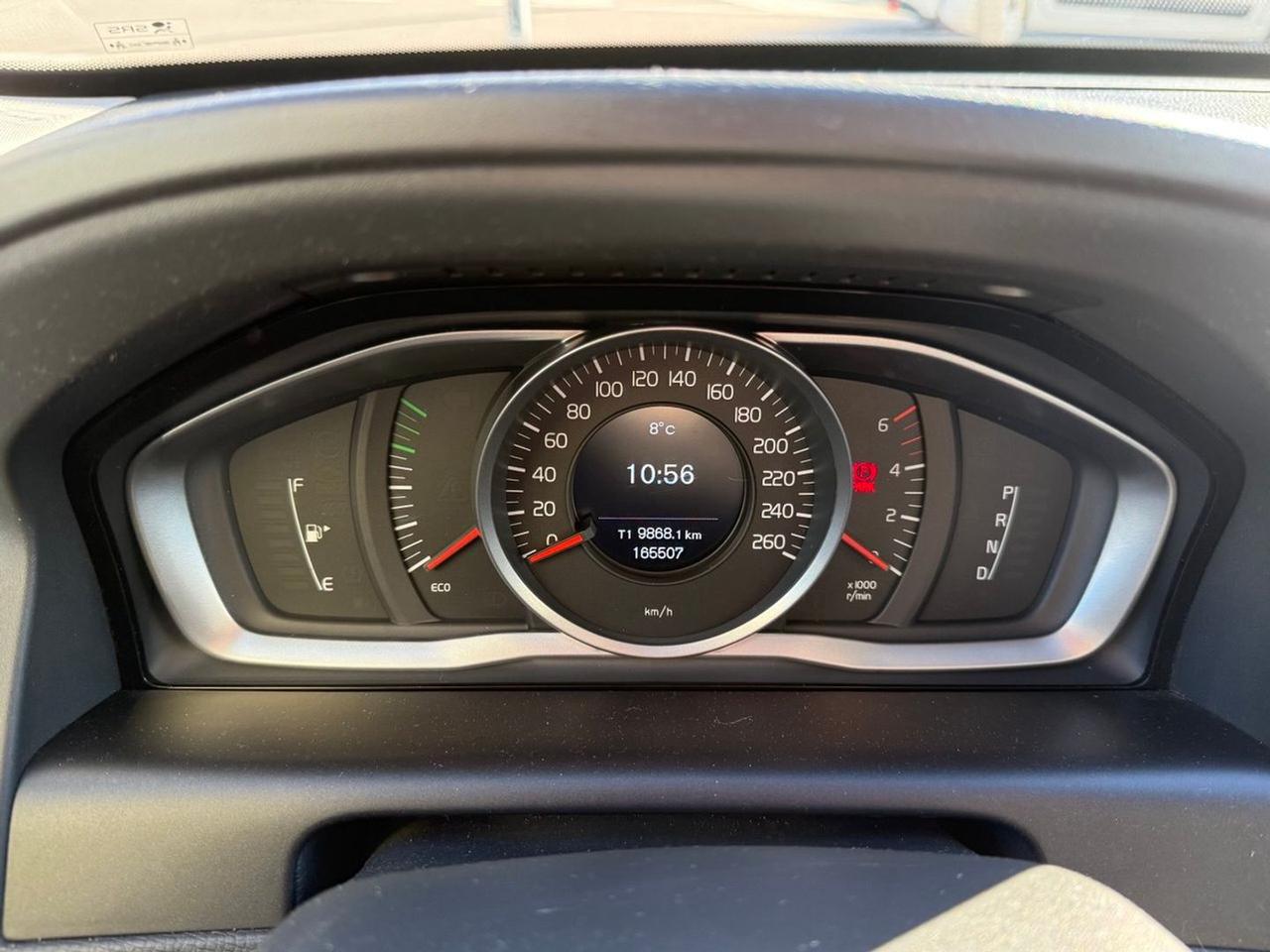 Volvo XC 60 Business 2.0 D4 #8045