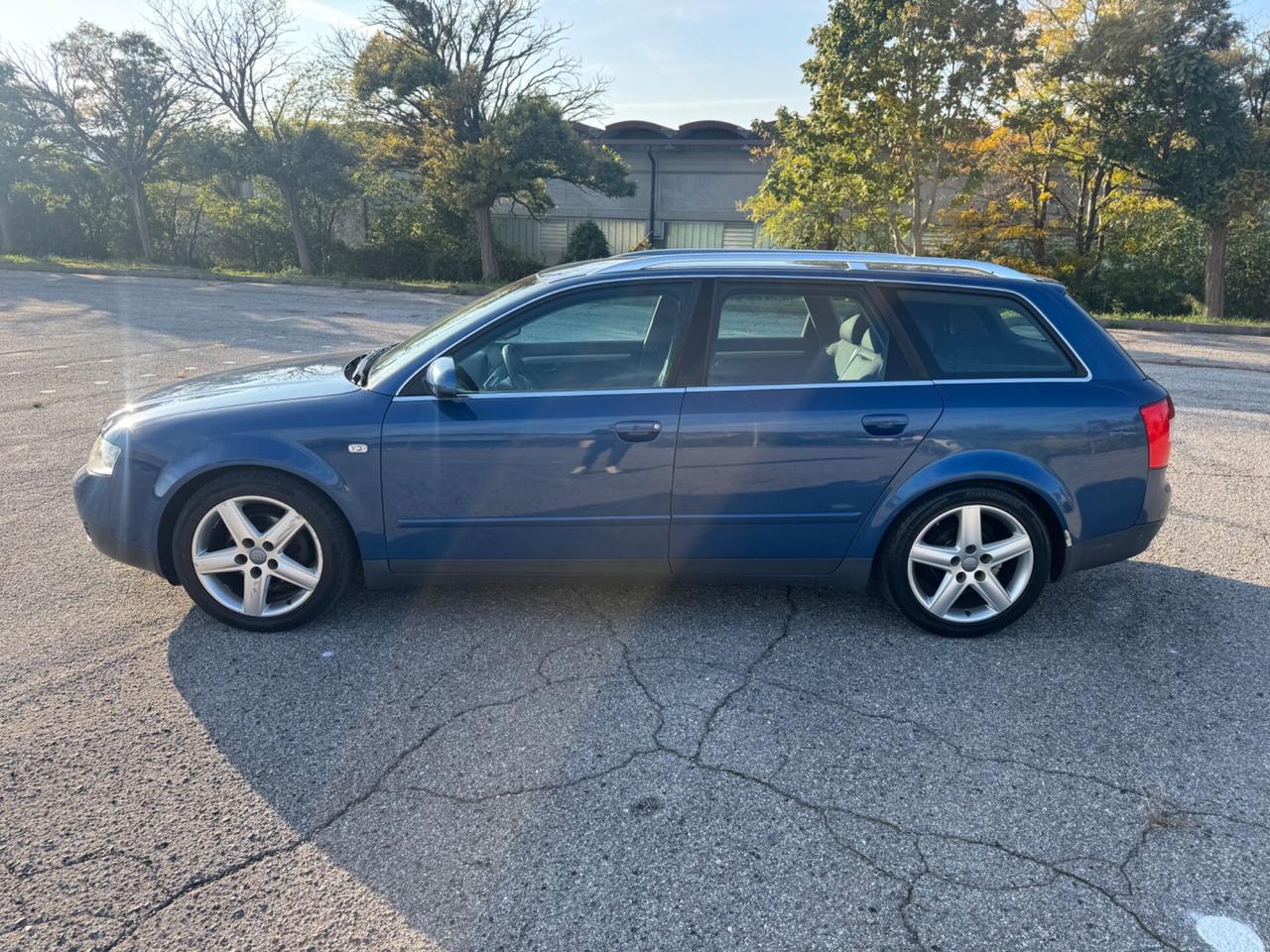 Audi A4 2.0 16V FSI cat Avant