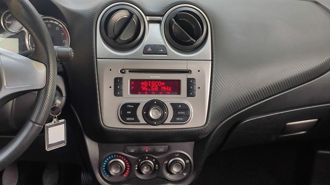 Alfa Romeo MiTo 1.4 78 CV Distinctive Sport Pack
