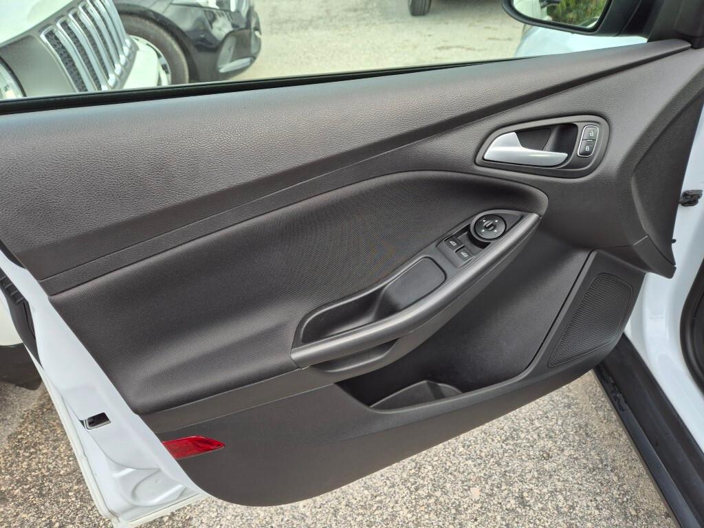Ford Focus BERLINA 1.5 TDCi 120cv euro-6