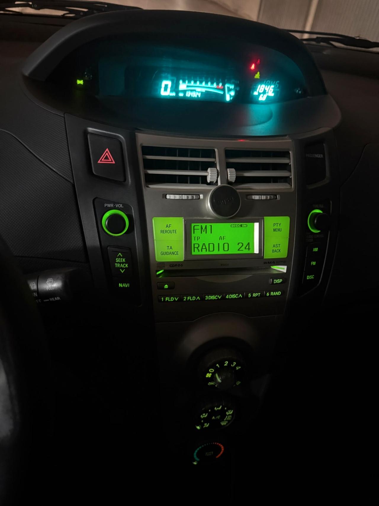 TOYOTA YARIS 1.0 BENZINA GOMMATA NUOVA