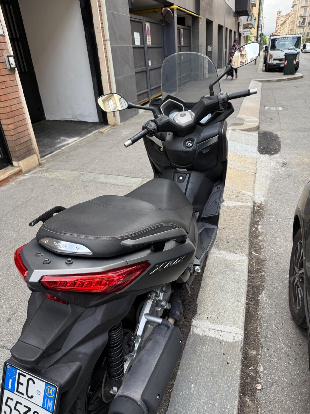 Yamaha X-Max 250 Sport